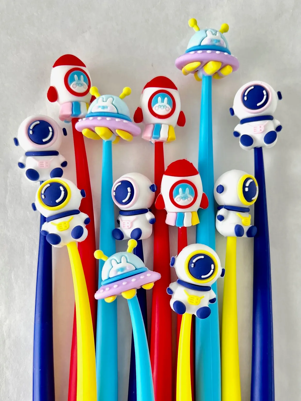 22569 UFO SPACE WIGGLE GEL PEN-48