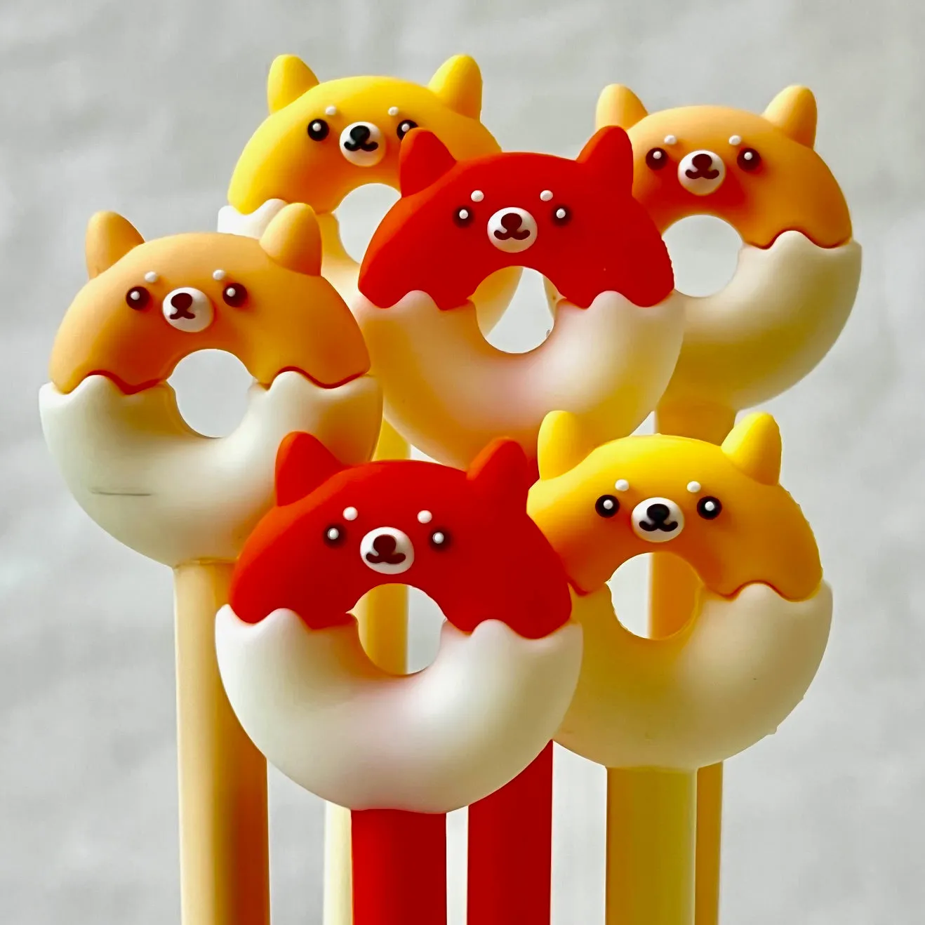 225892 DONUT DOG GEL PEN-30
