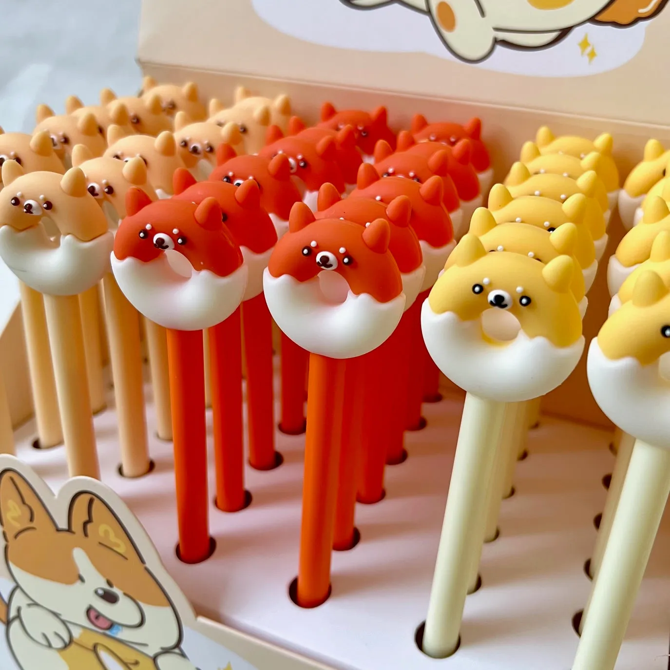 225892 DONUT DOG GEL PEN-30