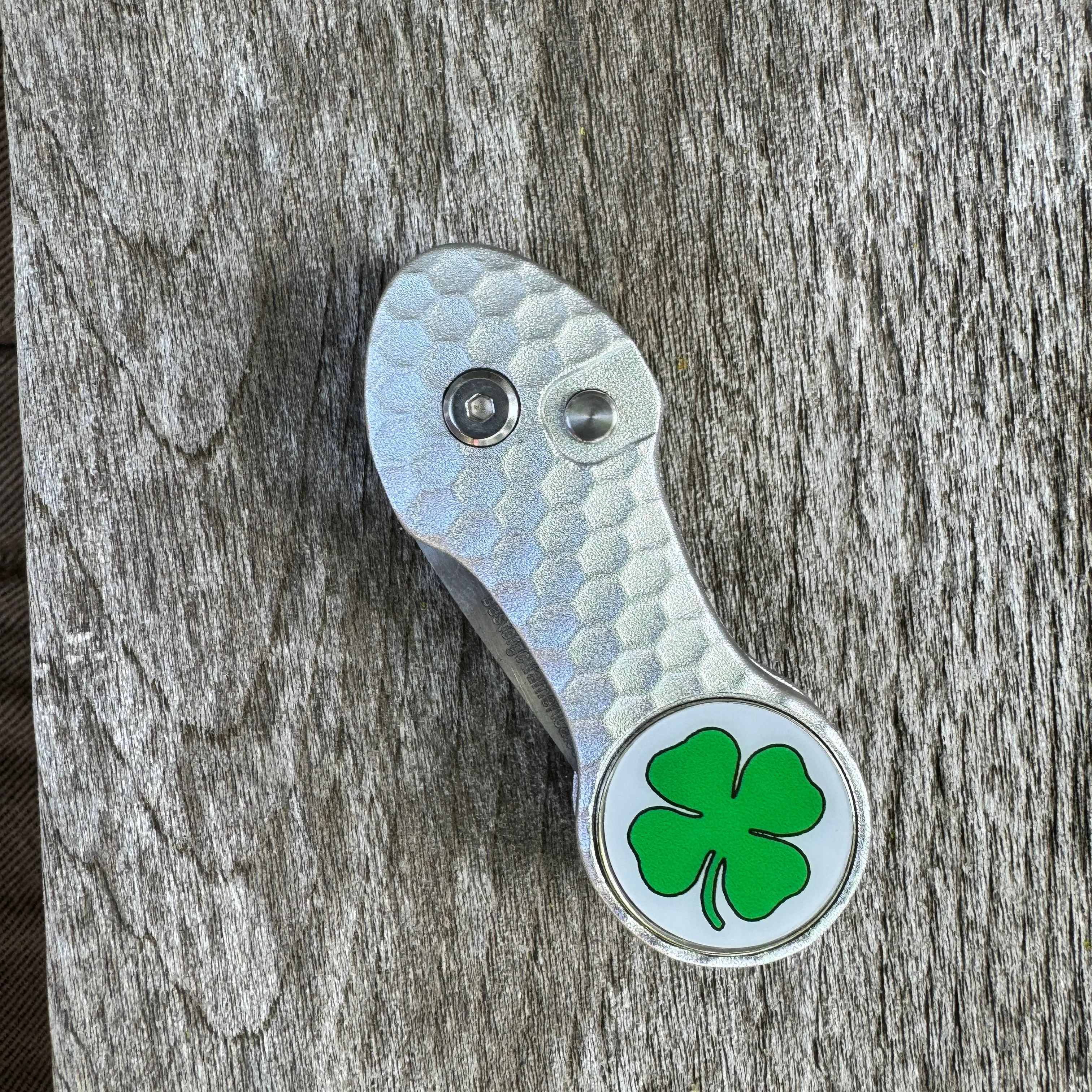 Divot Repair Tool Belt Clip Retractable