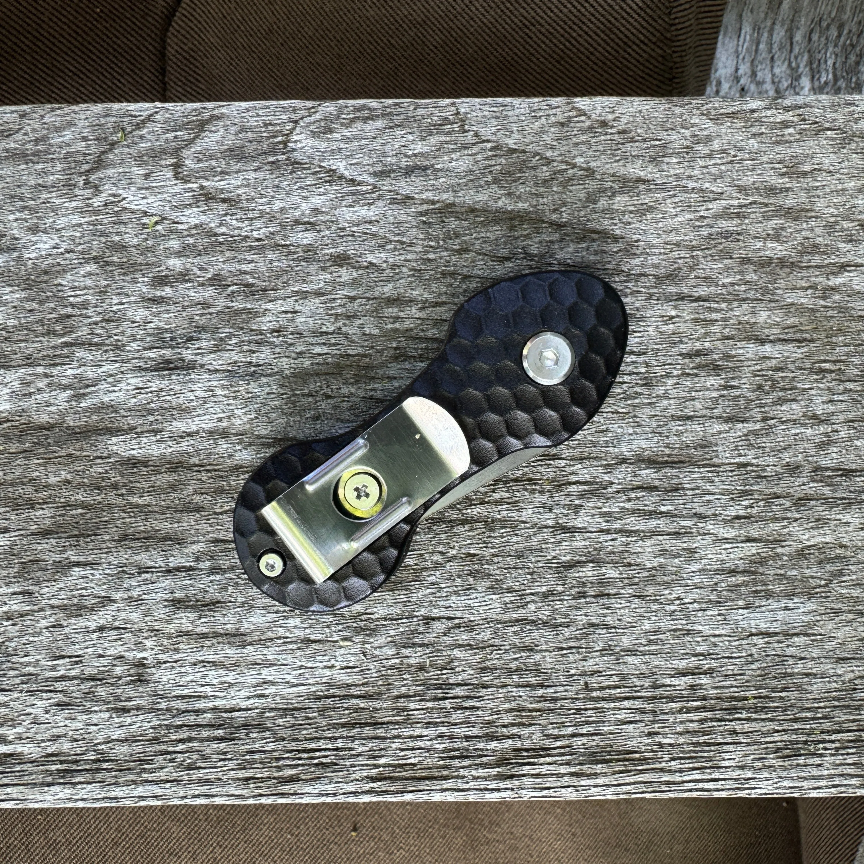 Divot Repair Tool Belt Clip Retractable