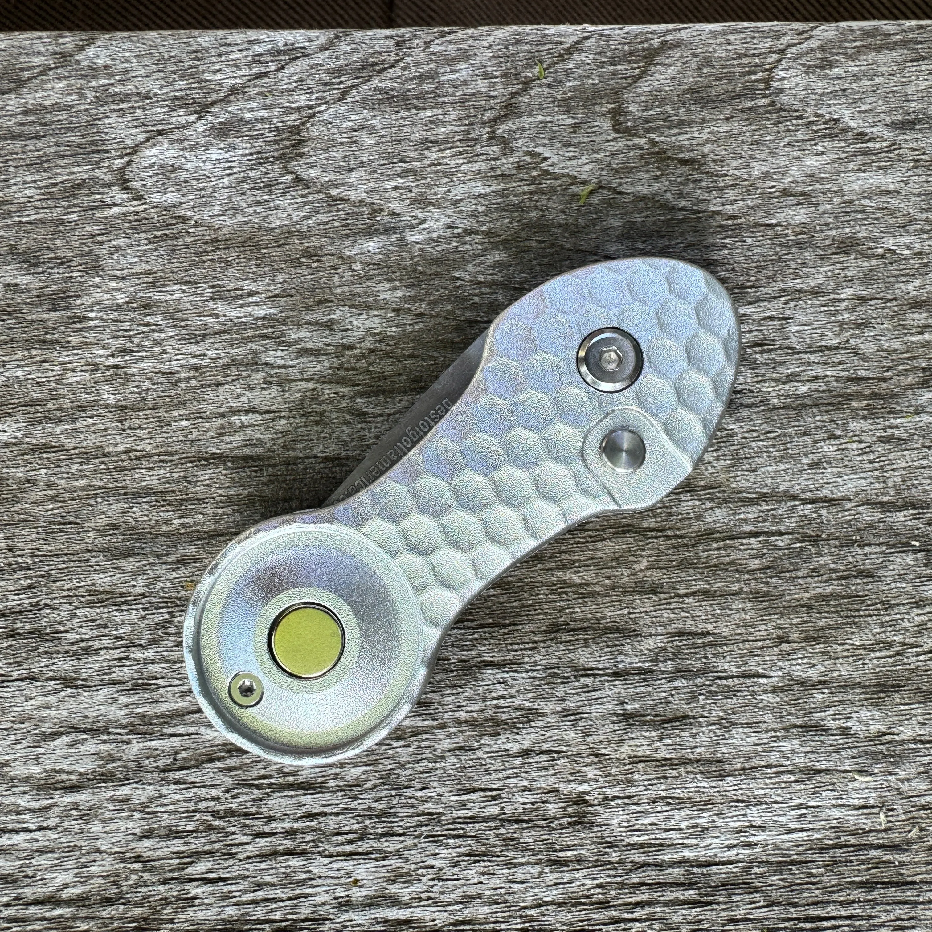 Divot Repair Tool Belt Clip Retractable